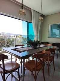 Cobertura duplex 30 metros da praia