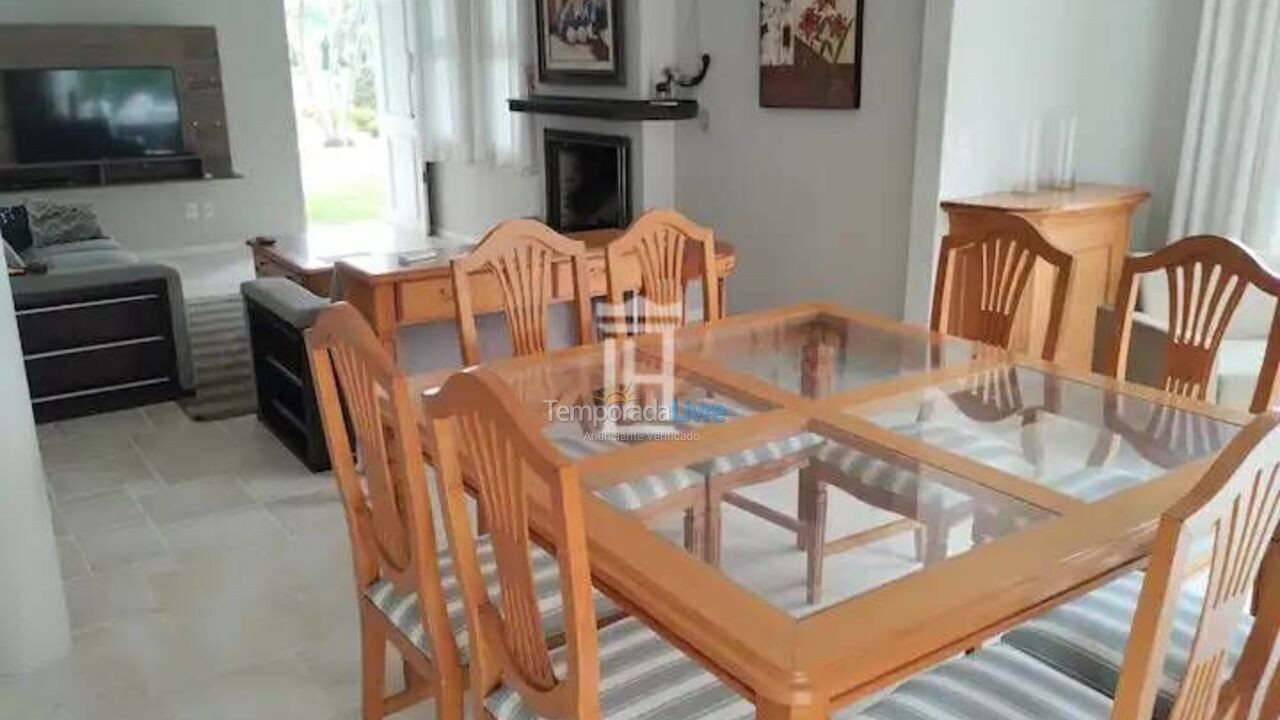 Casa para aluguel de temporada em Florianopolis (Jurerê Internacional)