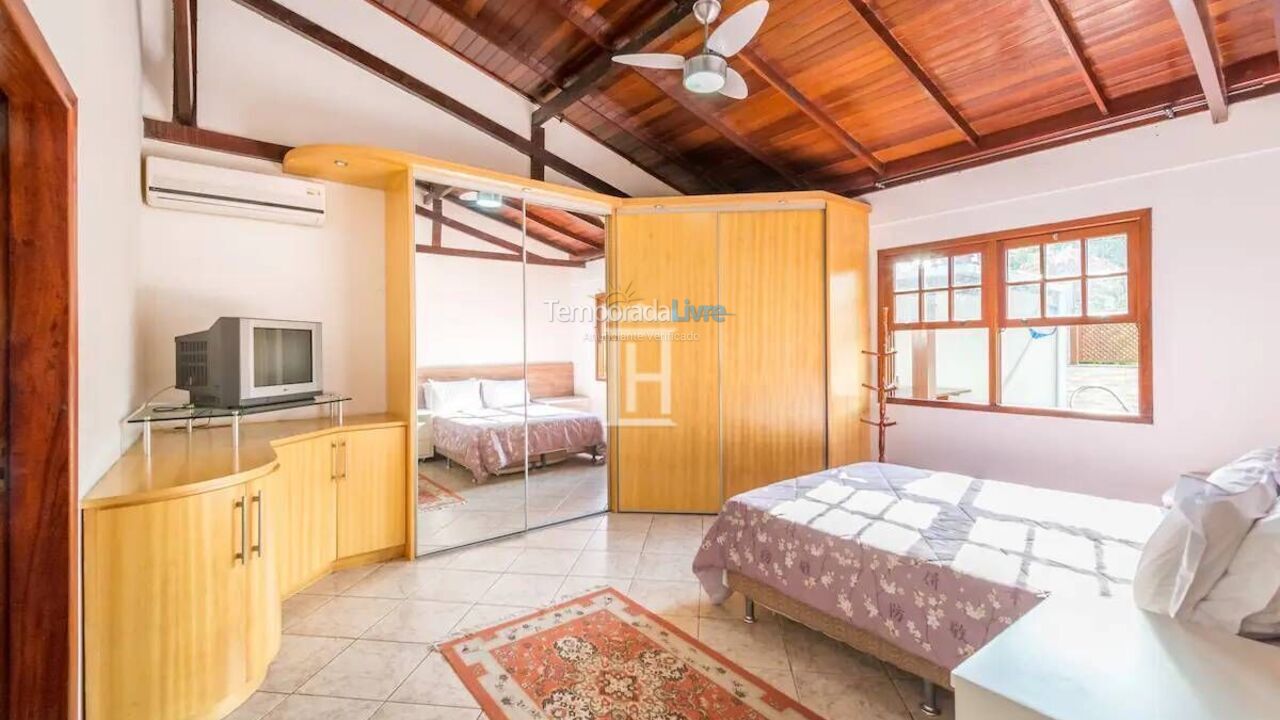 House for vacation rental in Florianopolis (Jurerê Internacional)