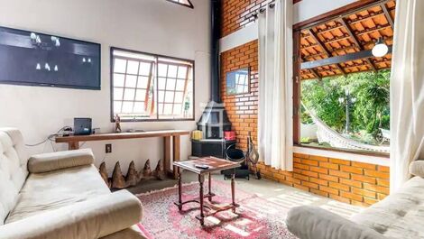 4-bedroom holiday home