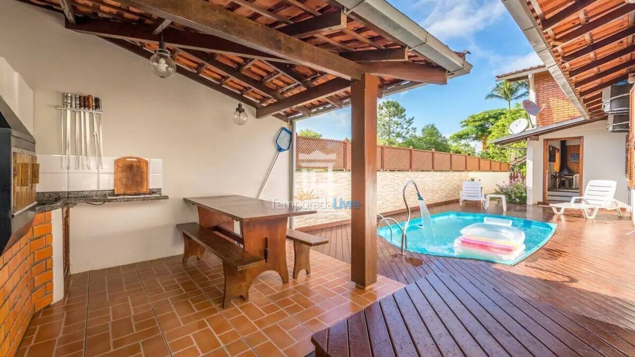 House for vacation rental in Florianopolis (Jurerê Internacional)