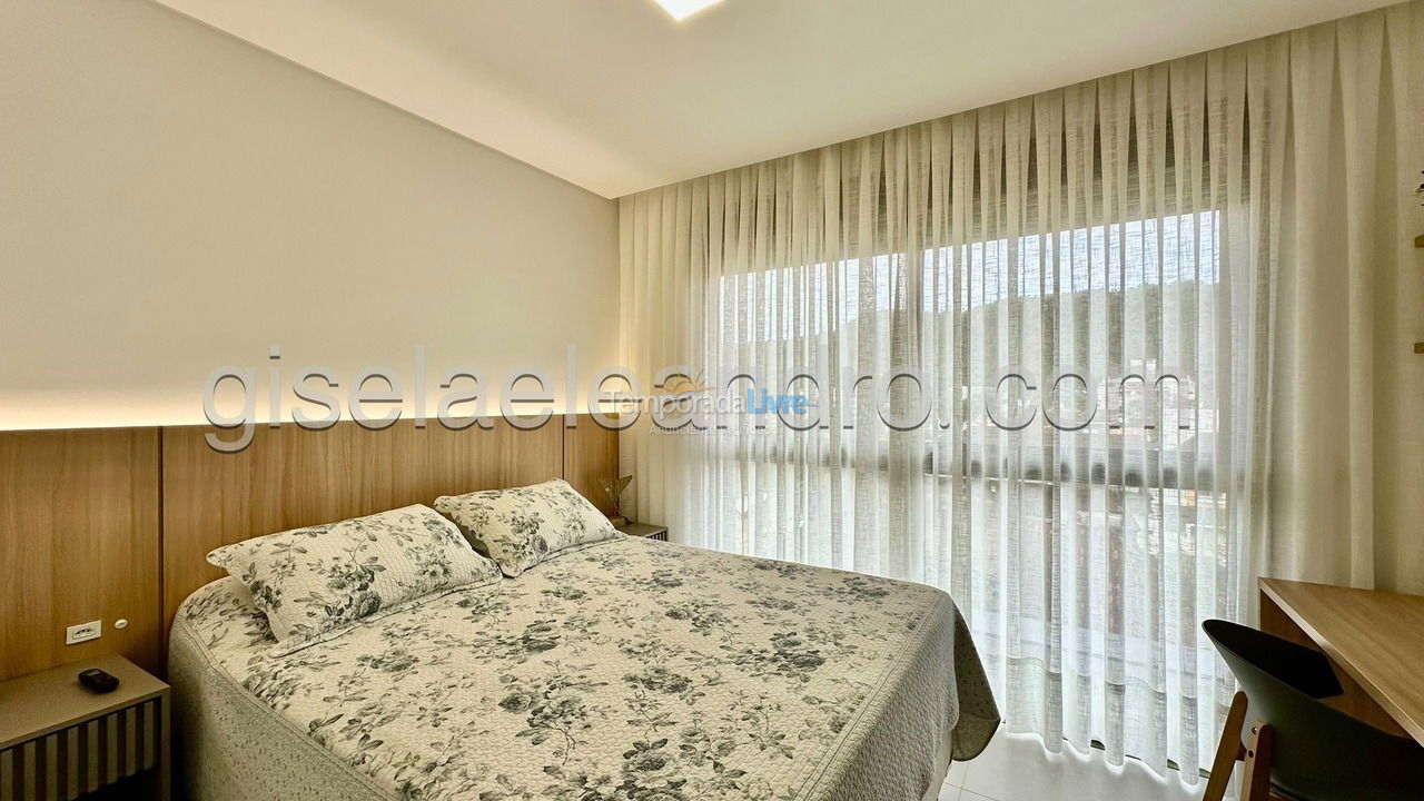 Apartment for vacation rental in Florianopolis (Jurerê Internacional)