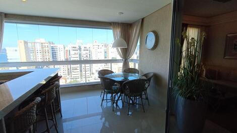 BEAUTIFUL AP IN QUADRA DO MAR WITH 3 SUITES