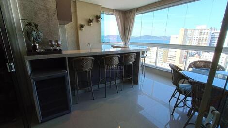 BEAUTIFUL AP IN QUADRA DO MAR WITH 3 SUITES
