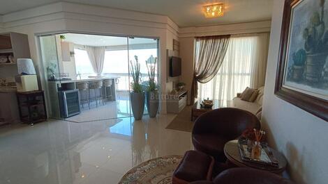 BEAUTIFUL AP IN QUADRA DO MAR WITH 3 SUITES