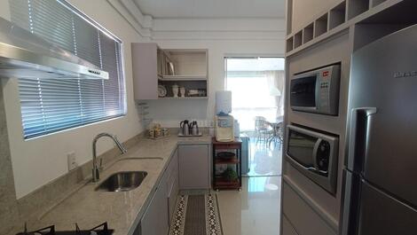 BEAUTIFUL AP IN QUADRA DO MAR WITH 3 SUITES