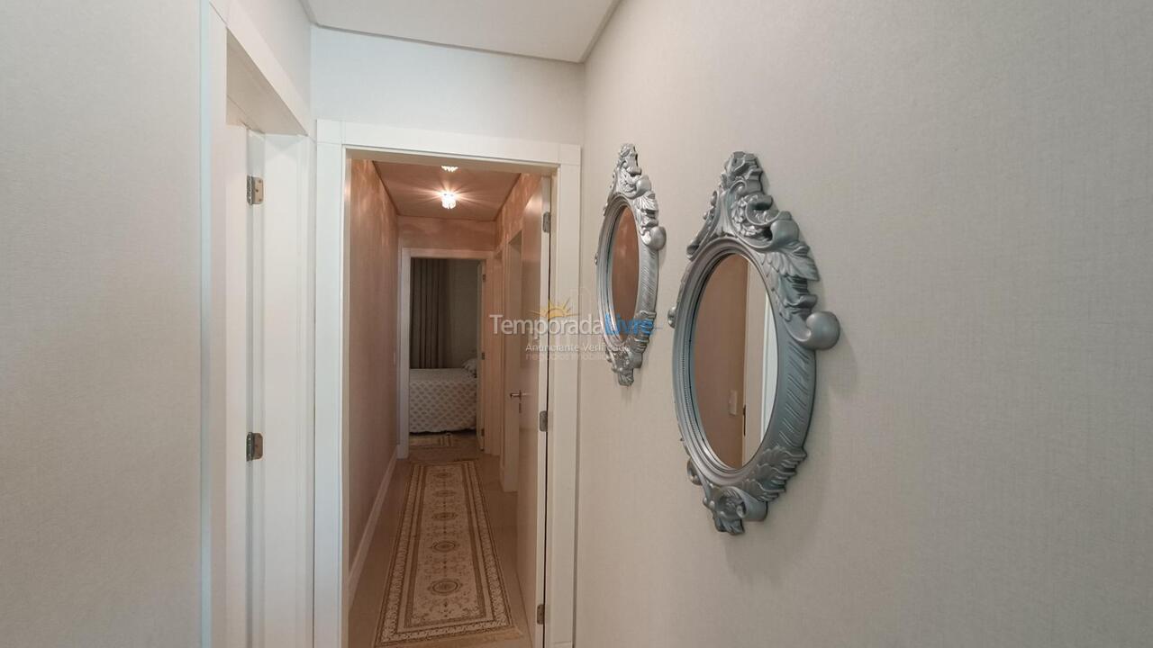 Apartment for vacation rental in Itapema (Meia Praia)