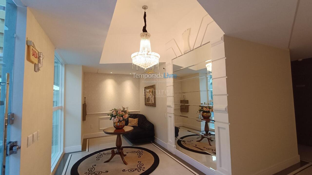 Apartment for vacation rental in Itapema (Meia Praia)