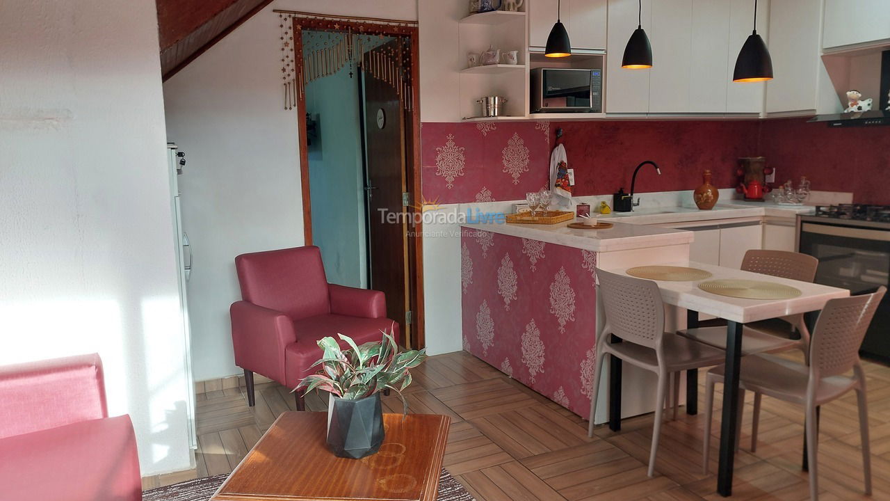 Casa para aluguel de temporada em Serra (Praia de Capuba)