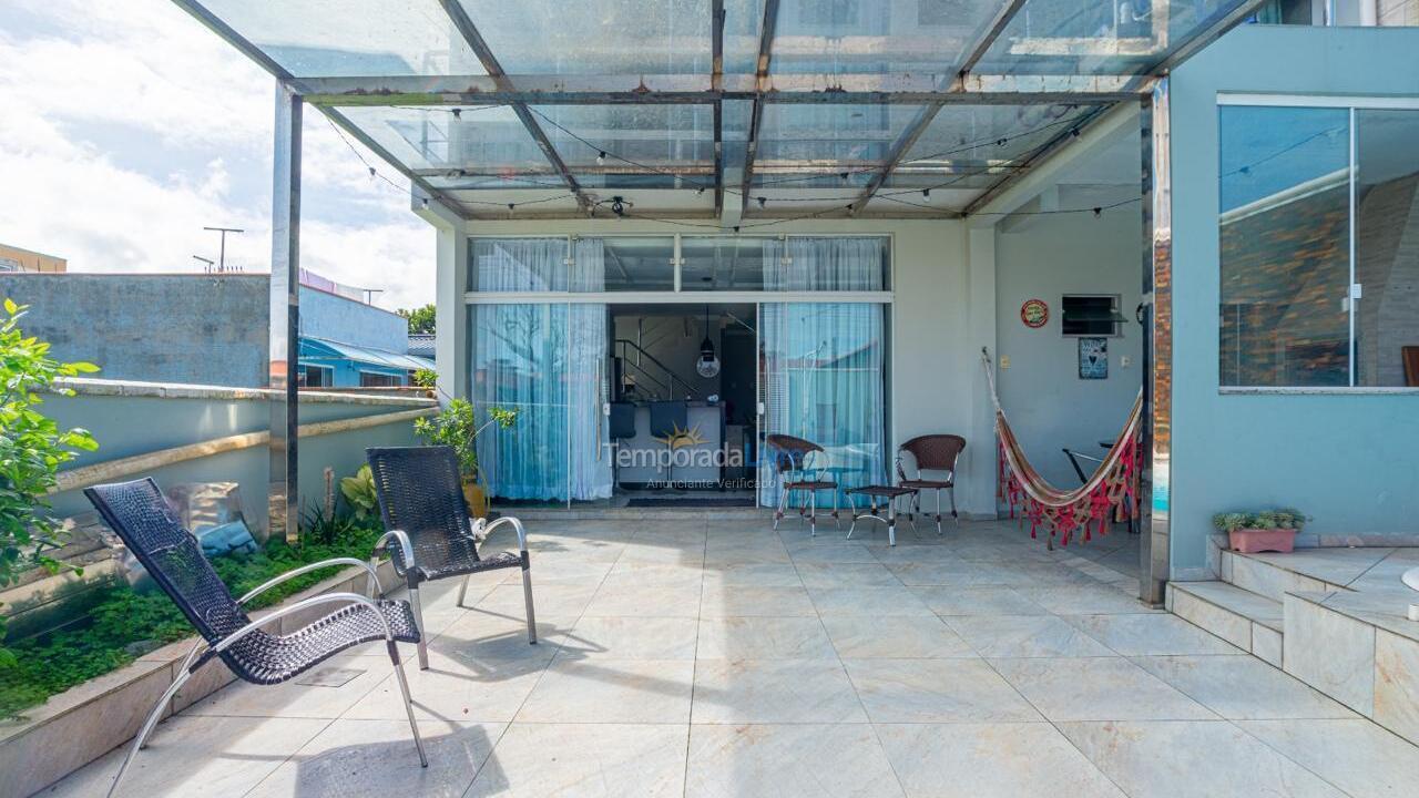 Casa para aluguel de temporada em Navegantes (Meia Praia)