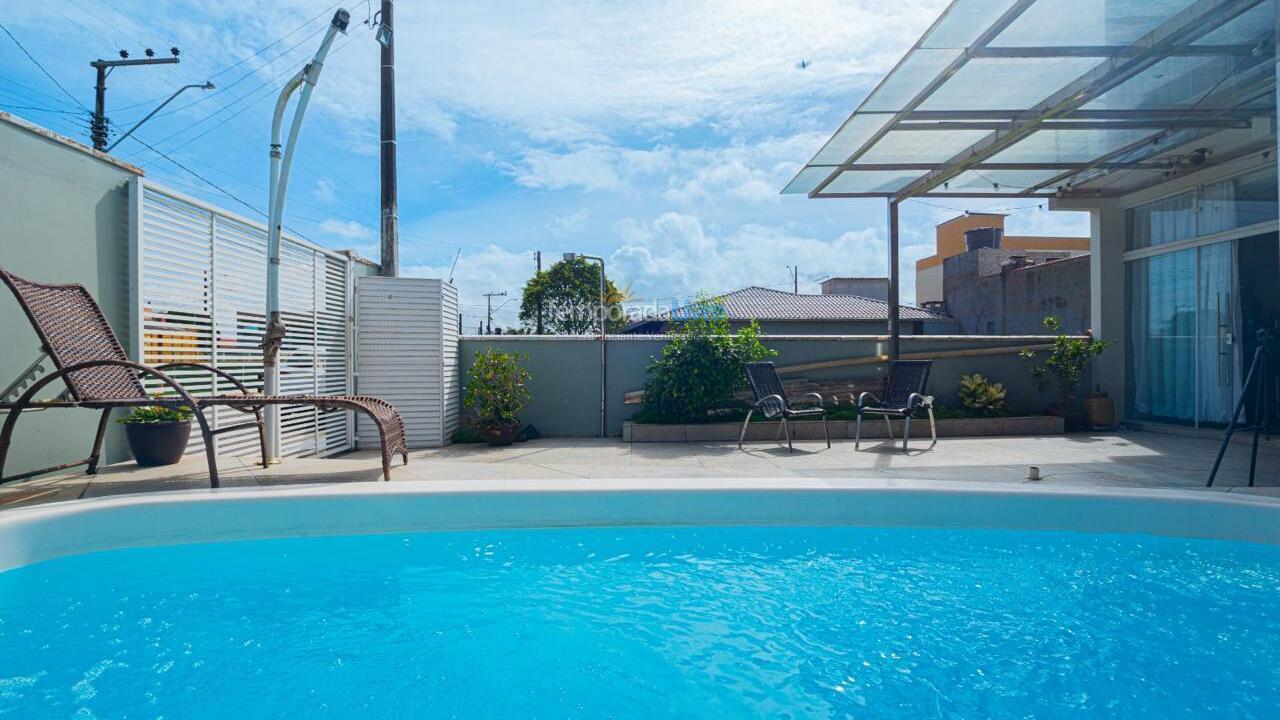 Casa para aluguel de temporada em Navegantes (Meia Praia)