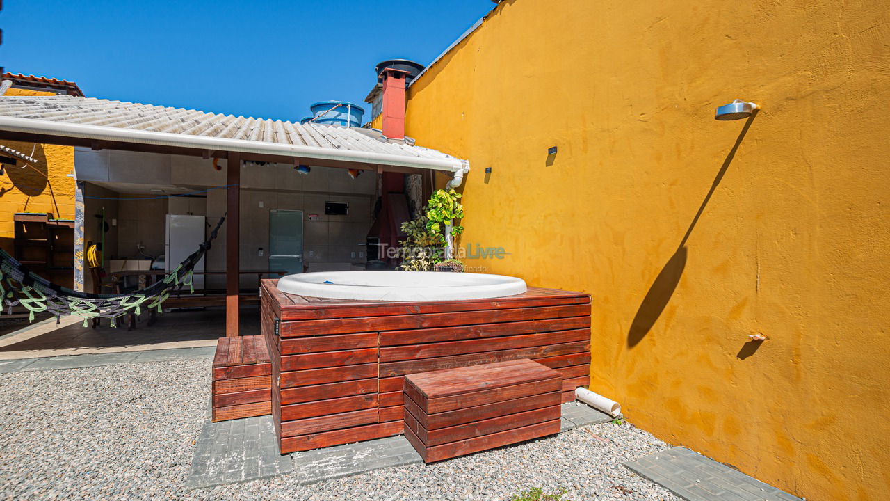 Casa para aluguel de temporada em Navegantes (Meia Praia)