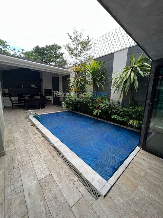 Casa para aluguel de temporada em São Sebastião (Juquehy)