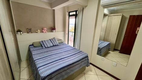 SEASIDE APARTMENT FOR 6 PEOPLE IN MEIA PRAIA