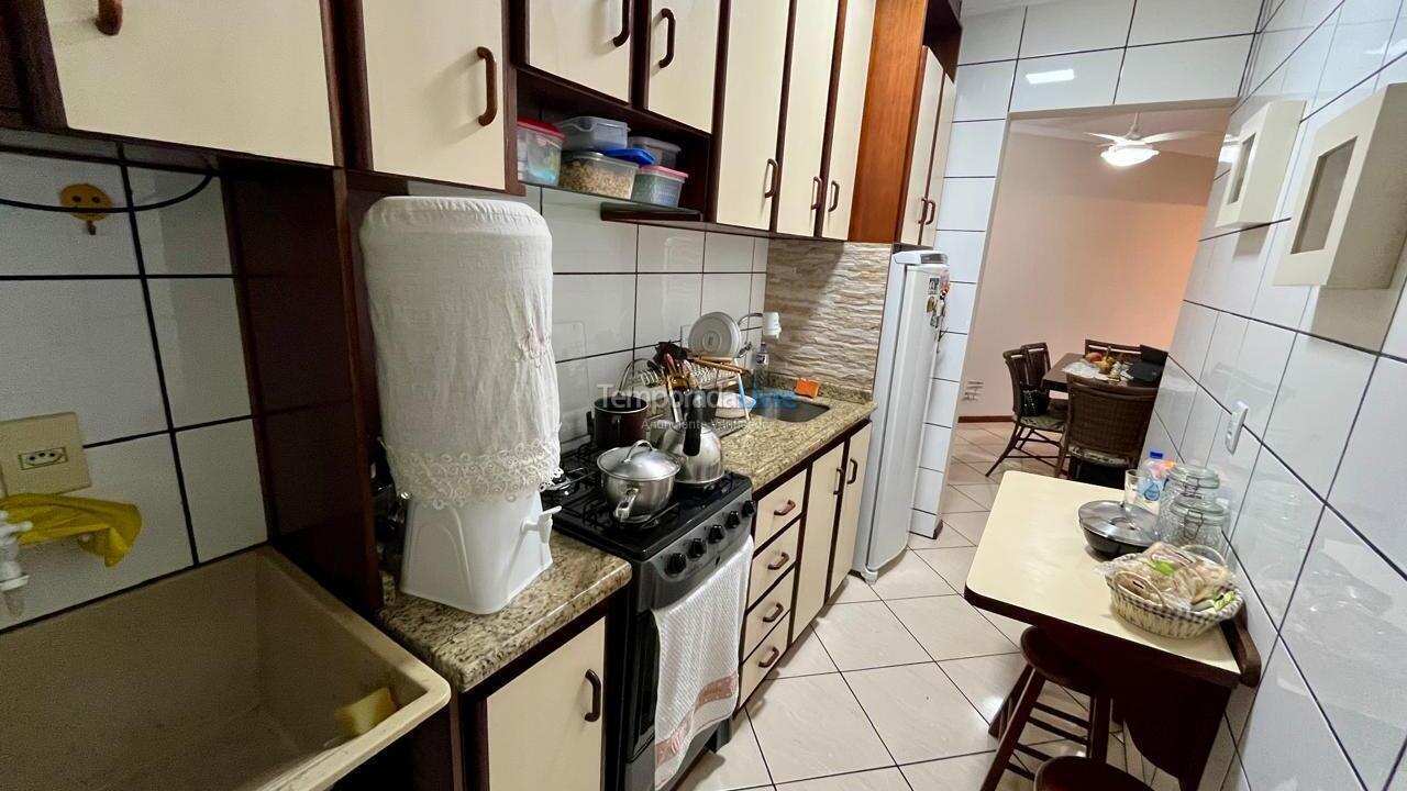 Apartment for vacation rental in Itapema (Meia Praia)