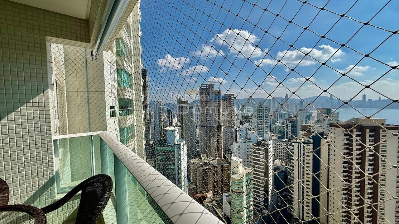 Apartment for vacation rental in Balneário Camboriú (Centro)