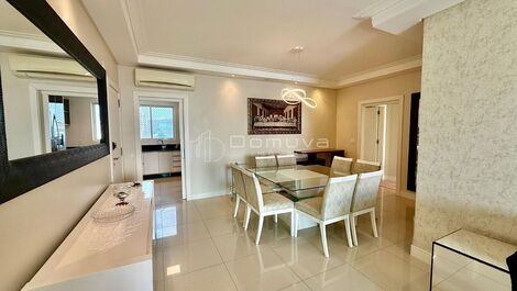 Seasonal rental of 4 bedrooms in Balneário Camboriú