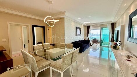 Seasonal rental of 4 bedrooms in Balneário Camboriú