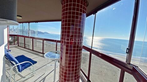 Seasonal rental facing the sea with 3 suites in downtown Balneário Camboriú