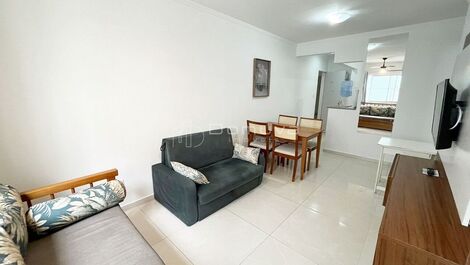 Seasonal rental on the seafront, 1 bedroom, downtown Balneário Camboriú