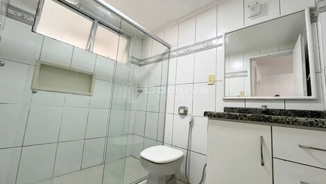 Seasonal rental on the seafront, 1 bedroom, downtown Balneário Camboriú