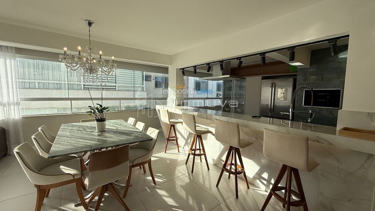 Apartment for vacation rental in Balneário Camboriú (Centro)