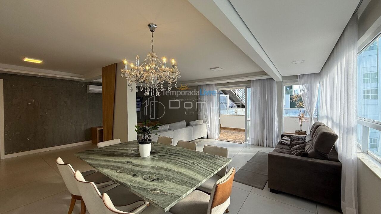 Apartment for vacation rental in Balneário Camboriú (Centro)
