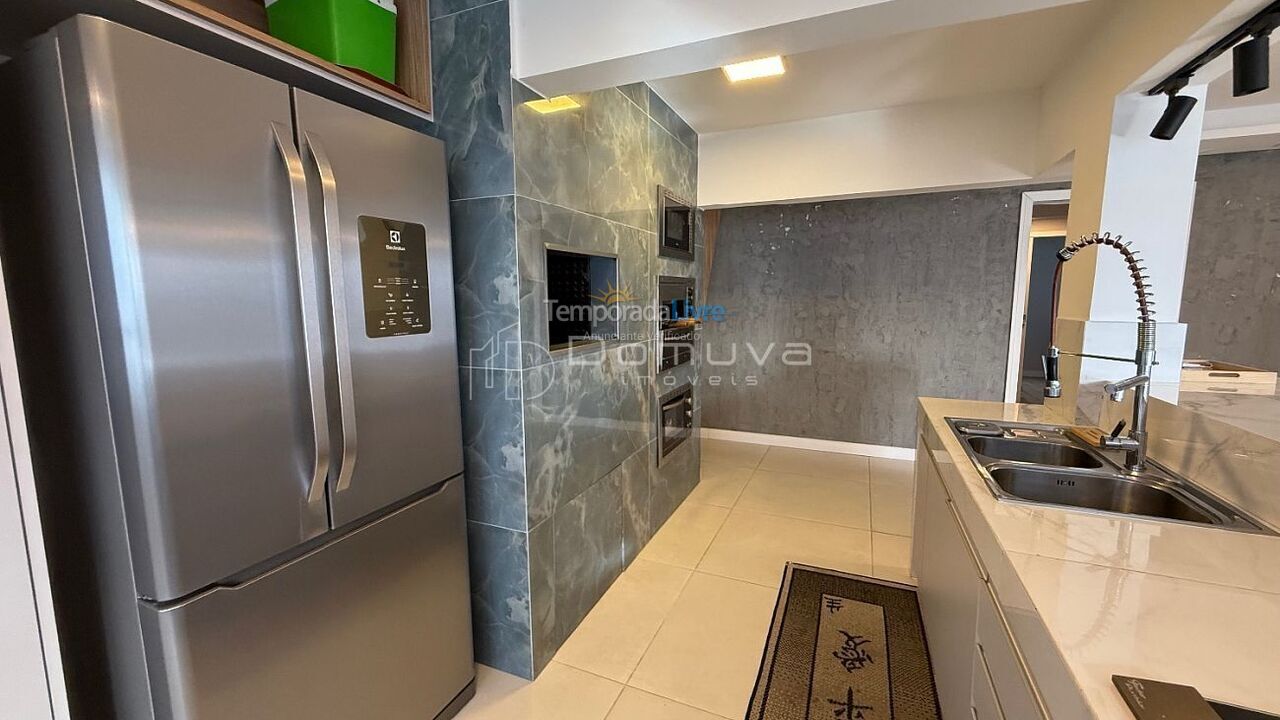 Apartment for vacation rental in Balneário Camboriú (Centro)