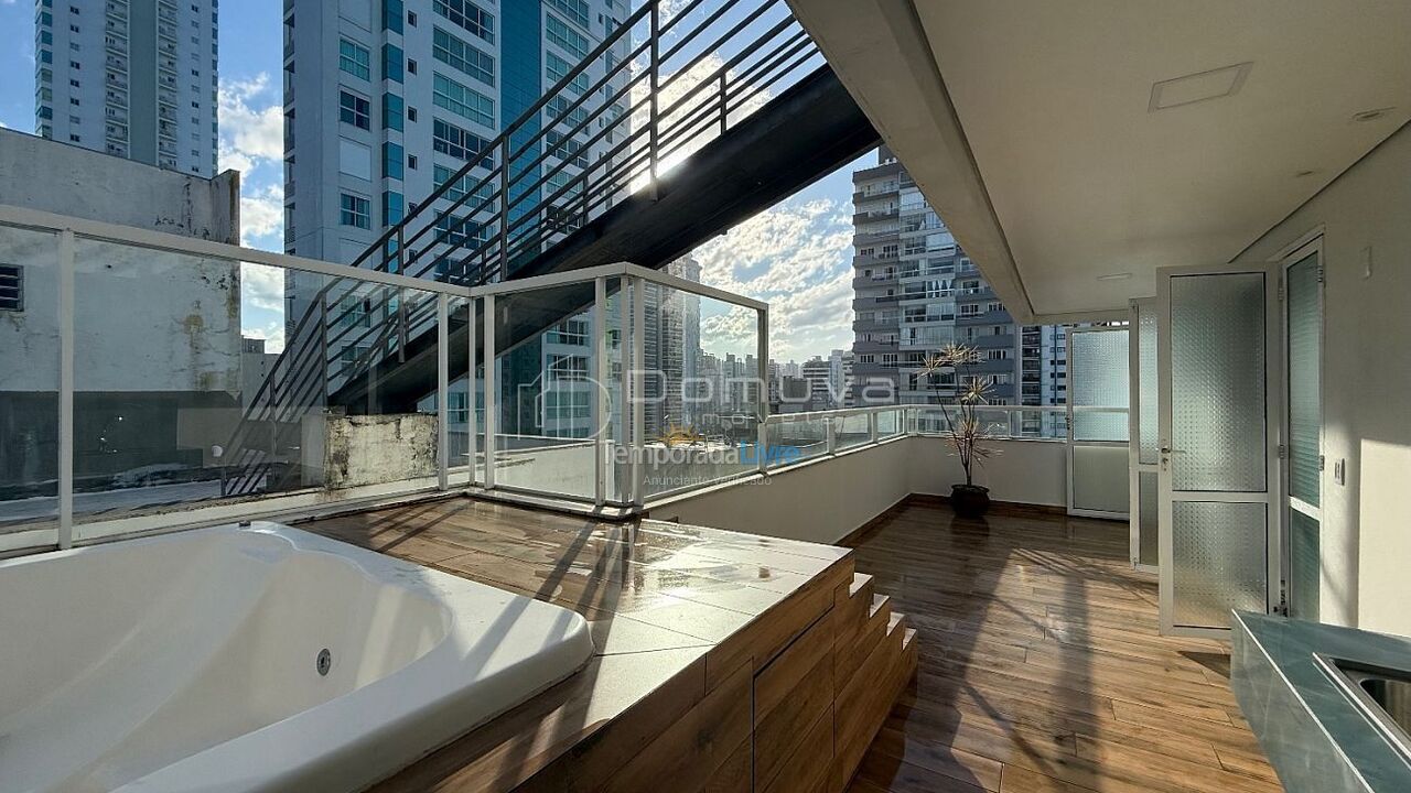 Apartment for vacation rental in Balneário Camboriú (Centro)