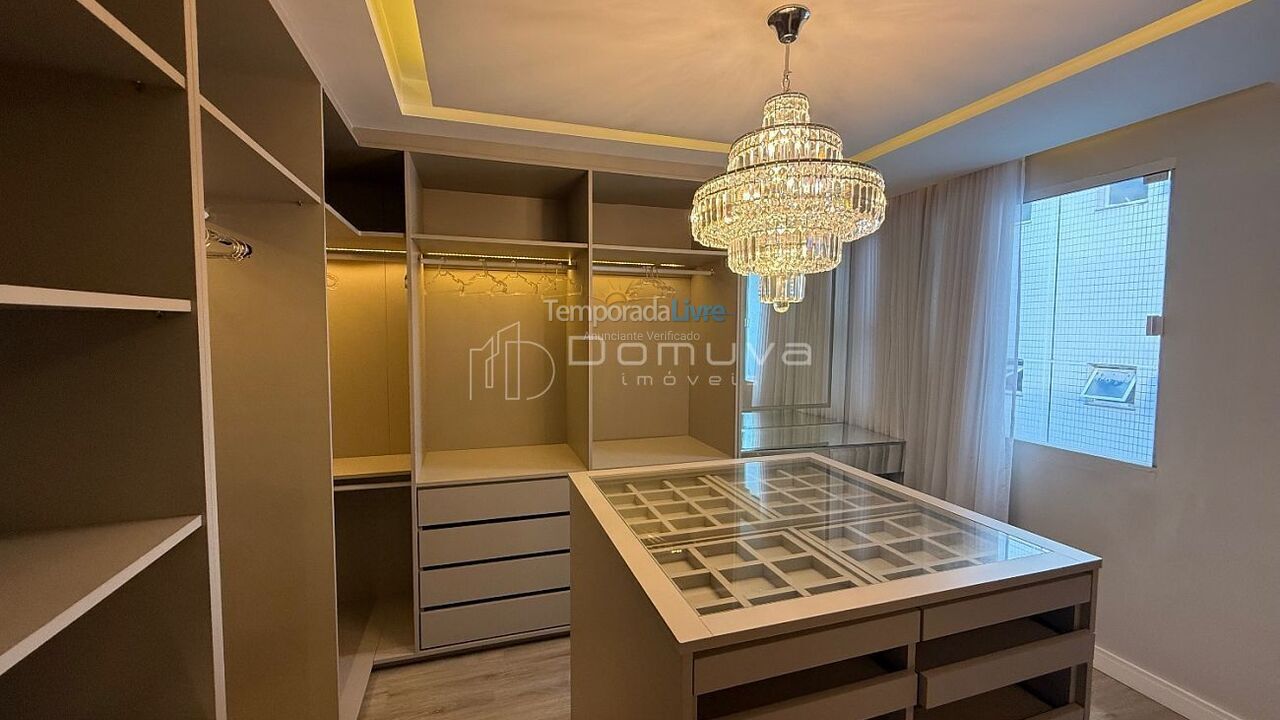 Apartment for vacation rental in Balneário Camboriú (Centro)