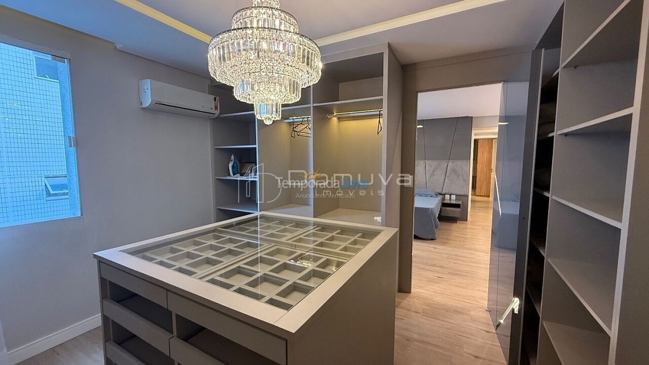 Apartment for vacation rental in Balneário Camboriú (Centro)