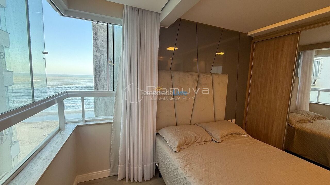 Apartment for vacation rental in Balneário Camboriú (Centro)