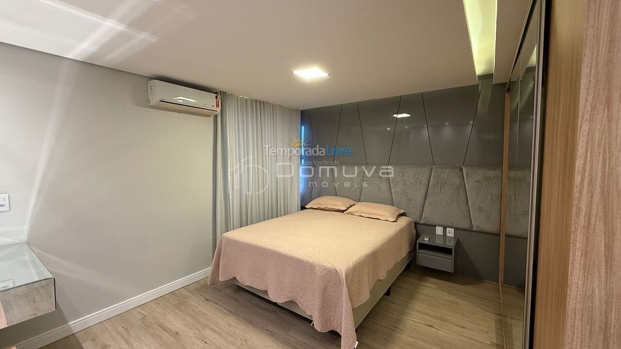 Apartment for vacation rental in Balneário Camboriú (Centro)