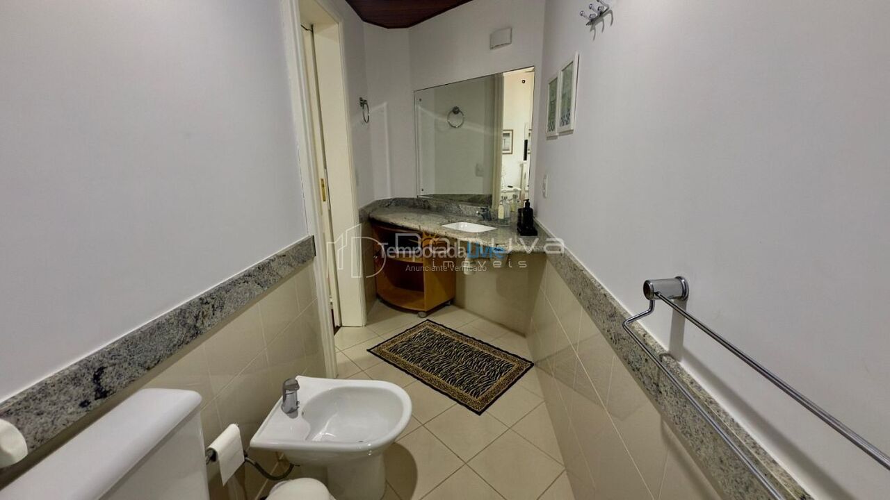 Apartment for vacation rental in Balneário Camboriú (Centro)