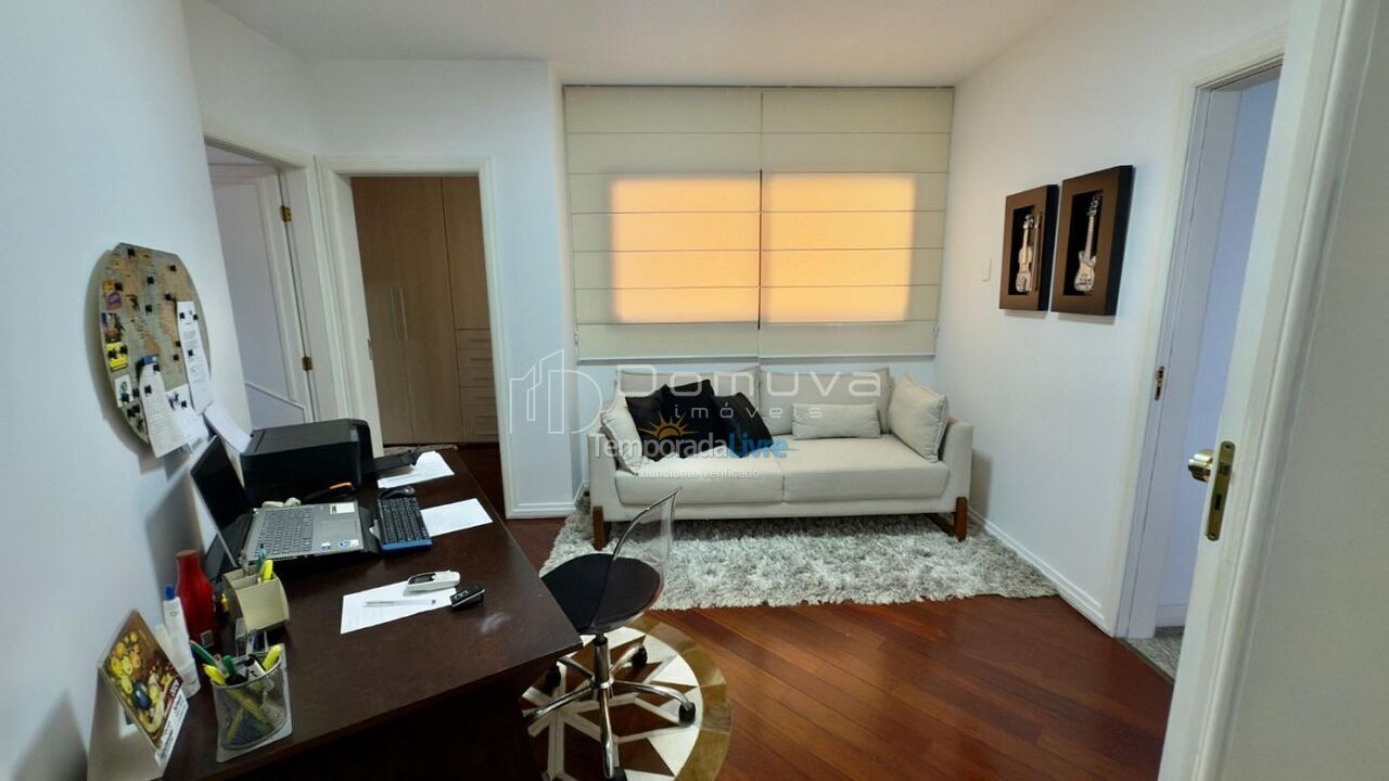 Apartment for vacation rental in Balneário Camboriú (Centro)