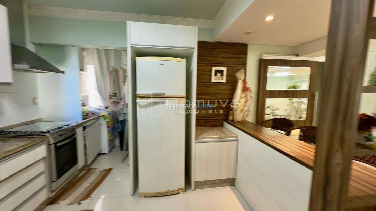 Apartment for vacation rental in Balneário Camboriú (Centro)