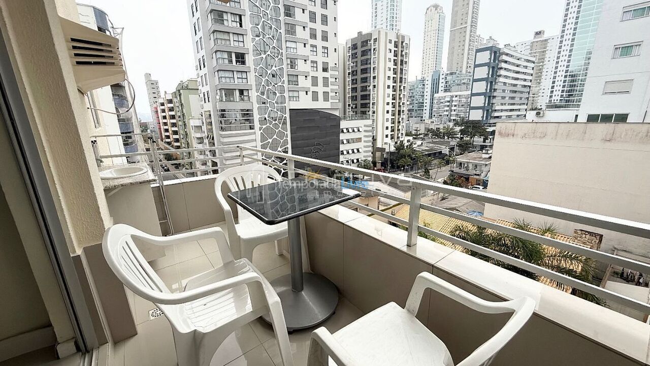Apartment for vacation rental in Balneário Camboriú (Centro)