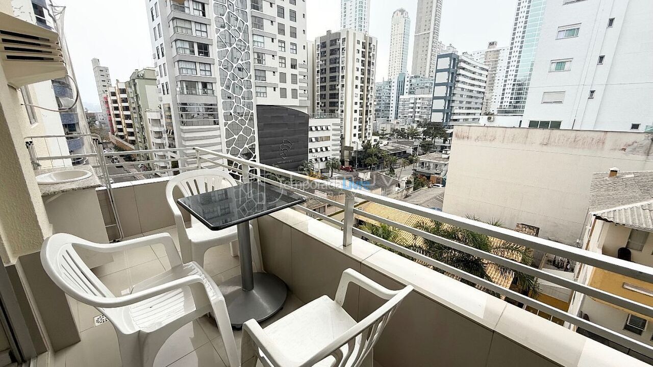 Apartment for vacation rental in Balneário Camboriú (Centro)