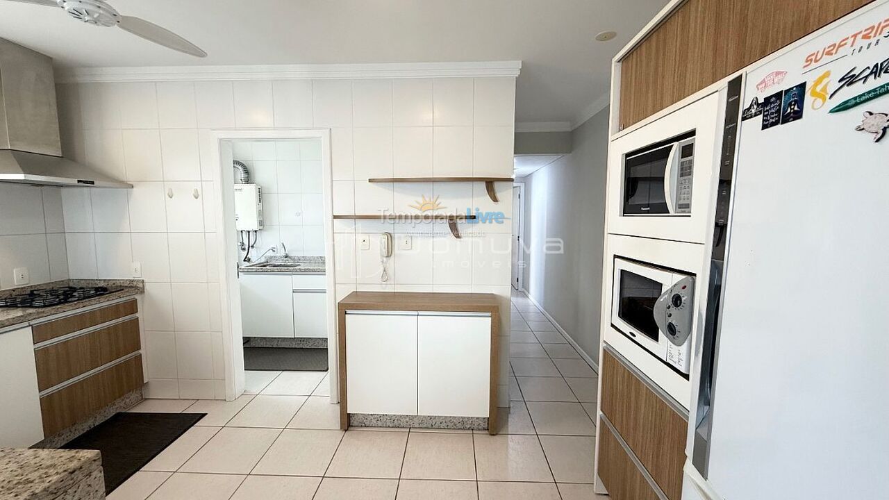 Apartment for vacation rental in Balneário Camboriú (Centro)