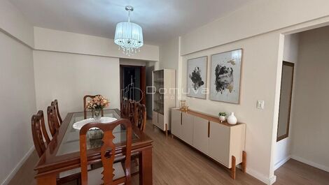 Seasonal rental on the seafront with 3 bedrooms in the center of Balneário Camboriú