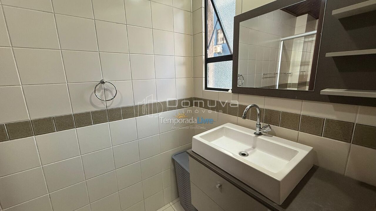 Apartment for vacation rental in Balneário Camboriú (Centro)