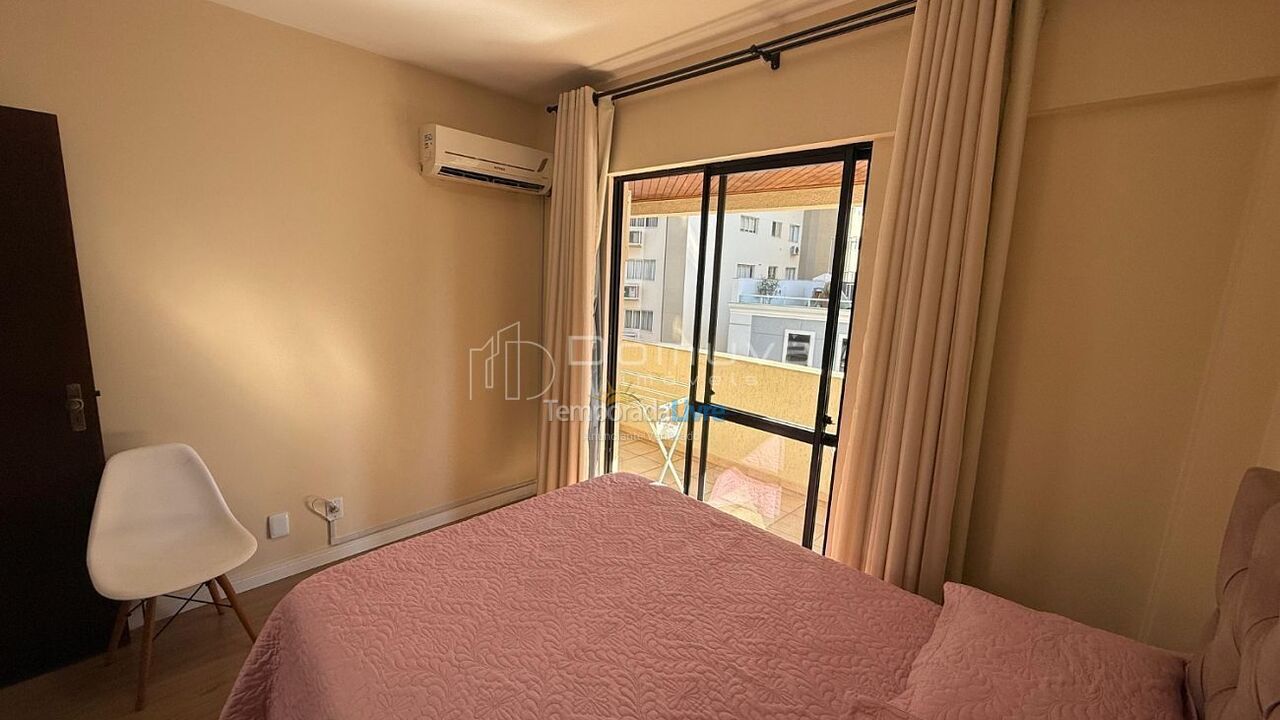 Apartment for vacation rental in Balneário Camboriú (Centro)