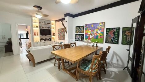 Seasonal rental in the seafront block with 3 bedrooms in Balneário Camboriú