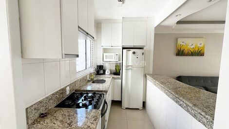 Seasonal rental with 3 bedrooms, including 1 suite, in Balneário Camboriú