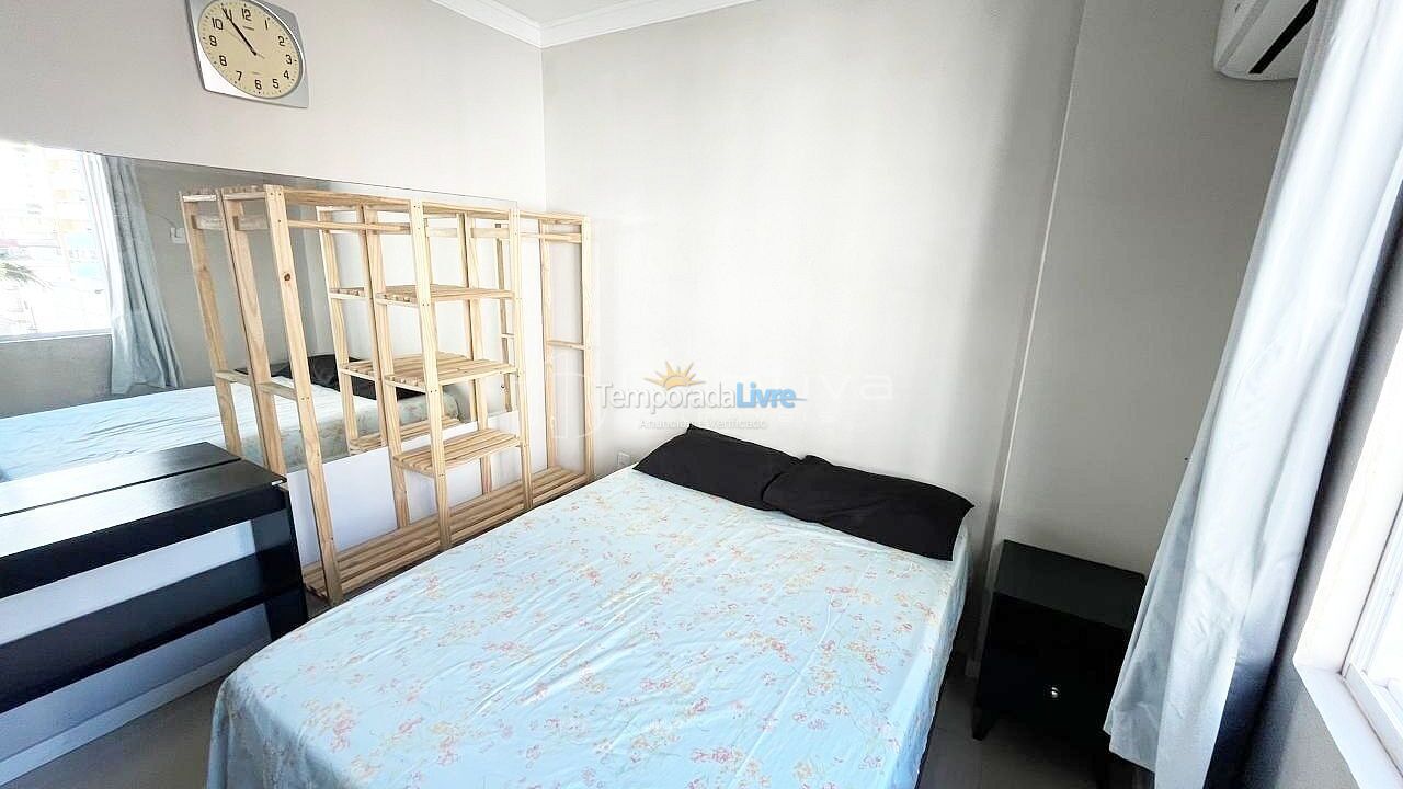 Apartment for vacation rental in Balneário Camboriú (Centro)