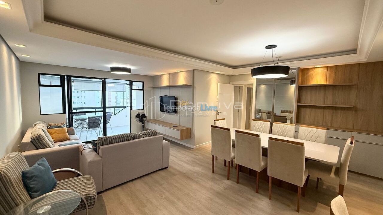 Apartment for vacation rental in Balneário Camboriú (Centro)