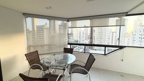 Seasonal rental of 3 bedrooms, including 1 suite, in the center of Balneário Camboriú