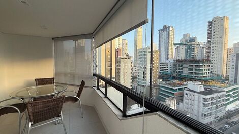 Seasonal rental of 3 bedrooms, including 1 suite, in the center of Balneário Camboriú