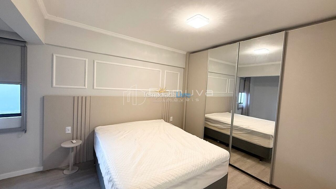 Apartment for vacation rental in Balneário Camboriú (Centro)