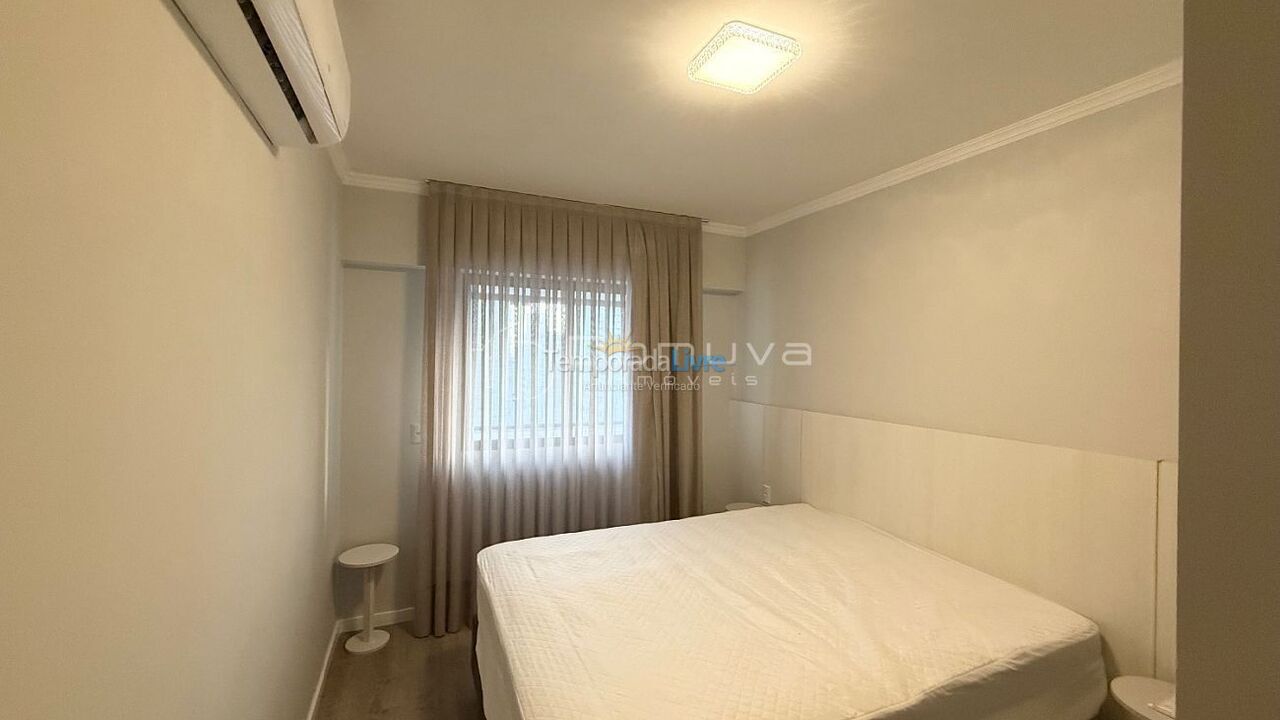Apartment for vacation rental in Balneário Camboriú (Centro)